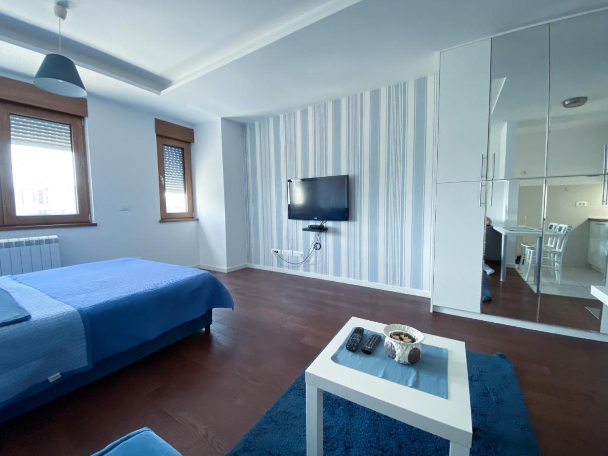 Apartment Azzurro Lux Beograd Eksteriør billede