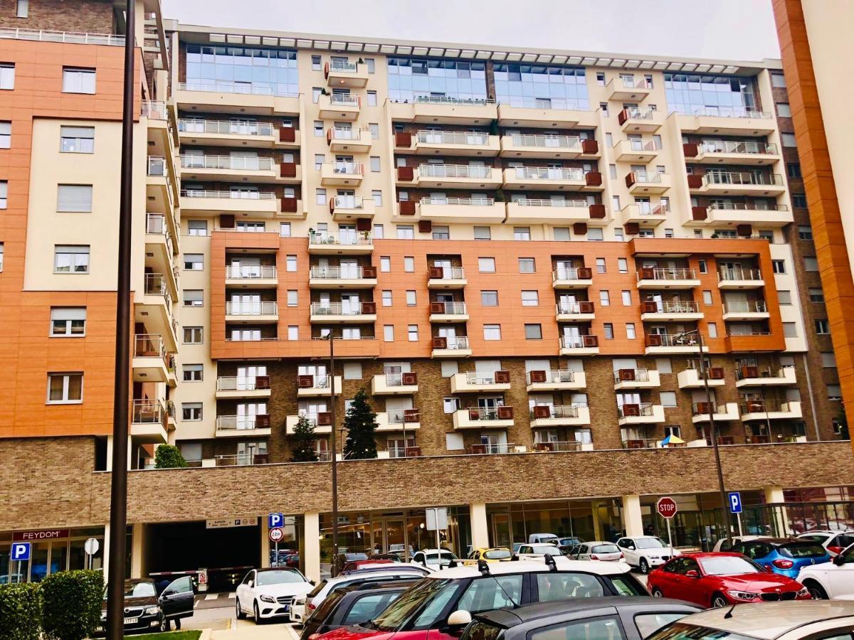 Apartment Azzurro Lux Beograd Eksteriør billede